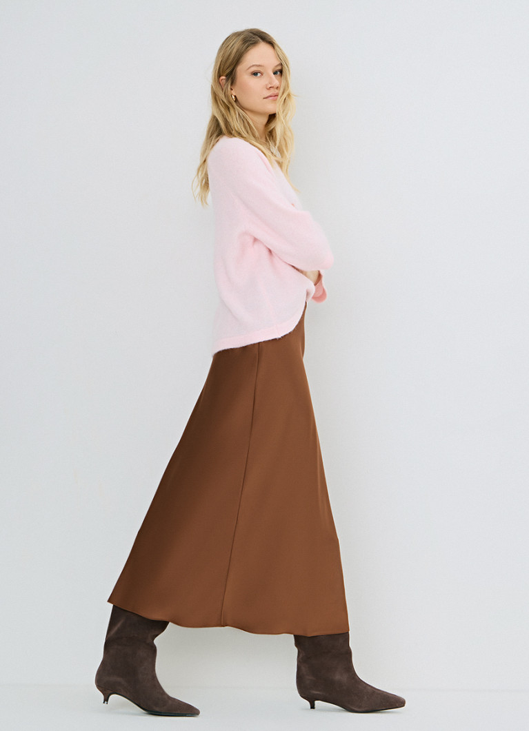 Орыстың әйелі сорып, жұтады