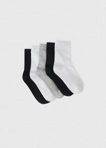 Әйел ер адамның құлағын жалап, тістеп жатыр (сурет)