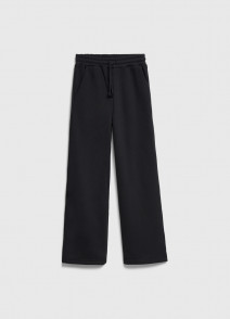 Ресейлік пикапшылар Эдик пен Эрик қыздарды жыныстық қатынасқа түсіреді.