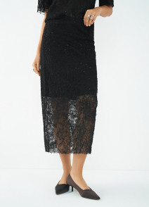 Емізіктері бар мөлдір блузкалар