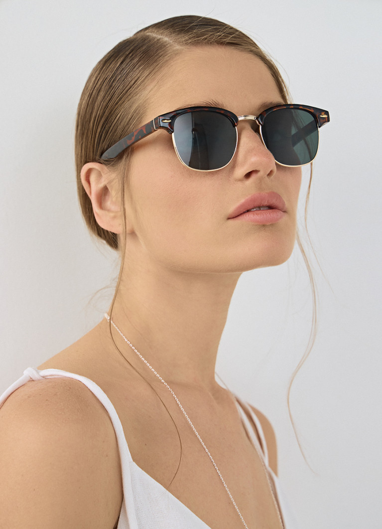 Достармен отбасылық секс Нюша порно видео