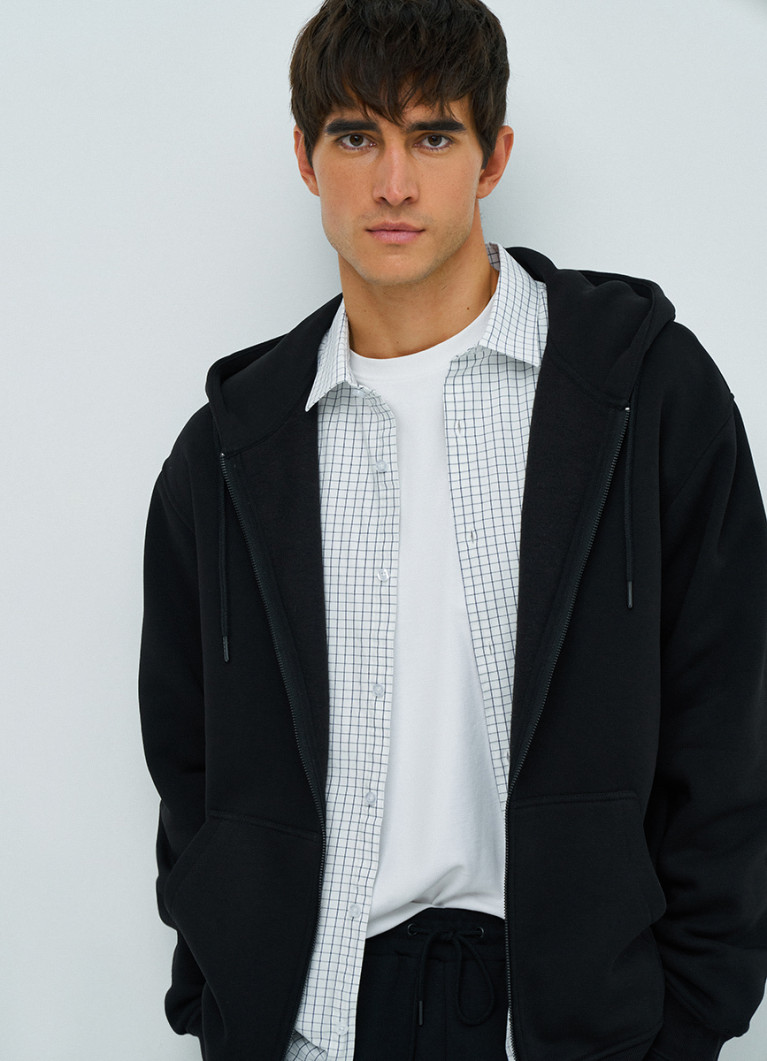 Демалыста порно көру: түрік қонақүйлерінде орыс қыздарын алдап жыныстық қатынасқа түсіреді