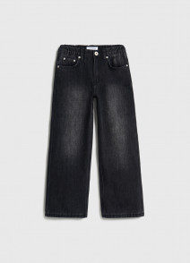 Мен досымның үйінде ішіп, оның әйелін сиқыдым.