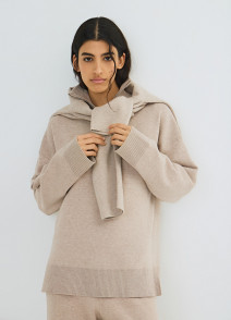 Транс әйел ер адамның аузына кіргізеді (порно)